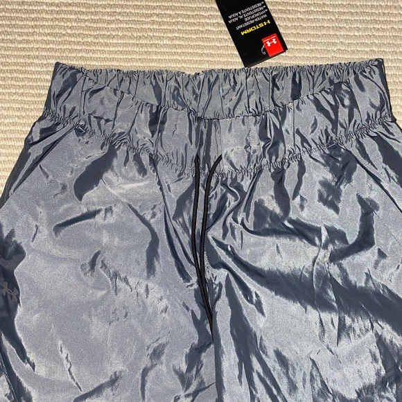 NWT Under Armor Storm Joggers - Picture 2 of 4